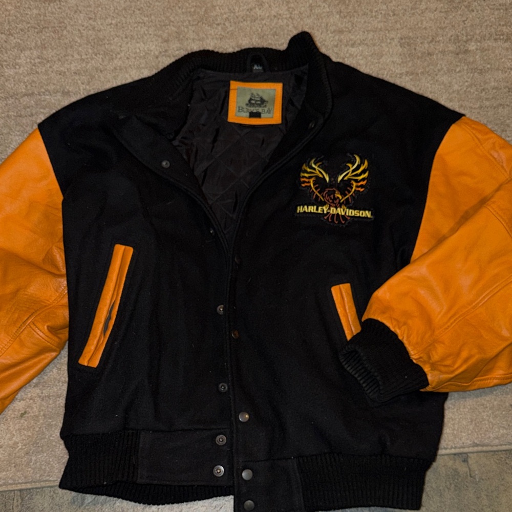 Vintage Harley-Davidson Men's Black and Orange Bomber Jacket